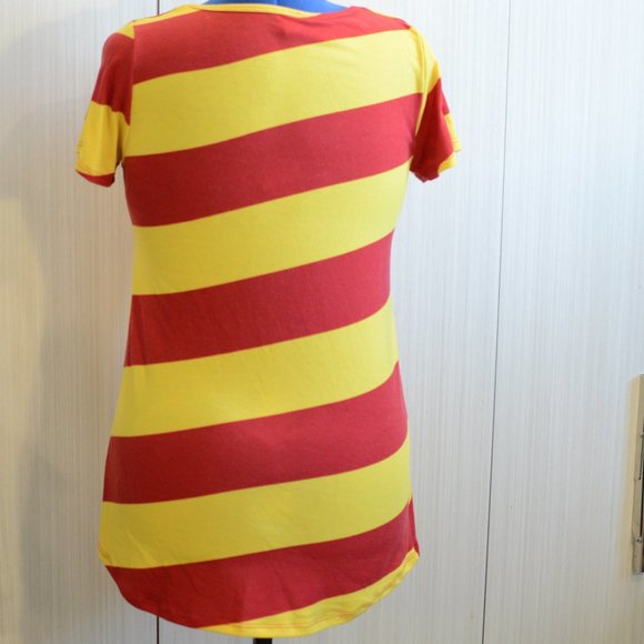 LuLaRoe Classic Tee in Gryffindor - Picture 2 of 4